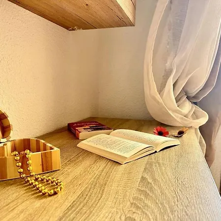 Tina's Home: Charme And Relax Apartman *