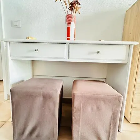 Tina's Home: Charme And Relax Apartman