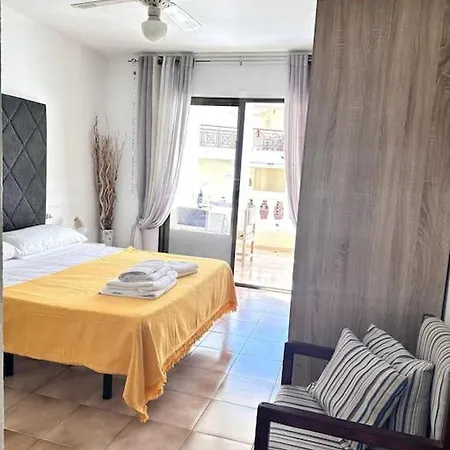 Apartment Tina's Home: Charme And Relax Los Cristianos (Tenerife)