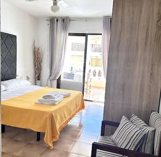 Apartment Tina's Home: Charme And Relax Los Cristianos (Tenerife)